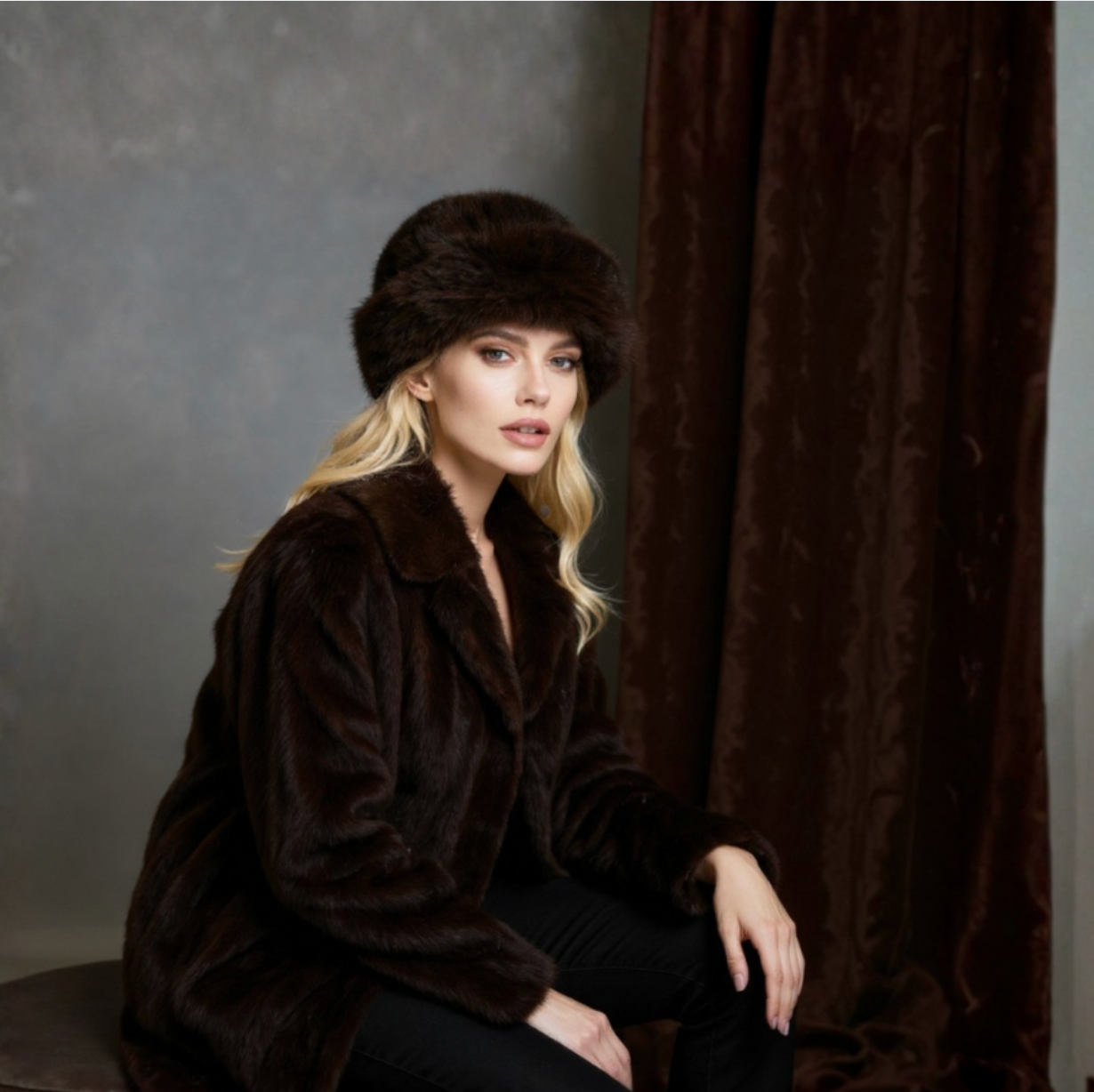 Eva - Pälsmössa