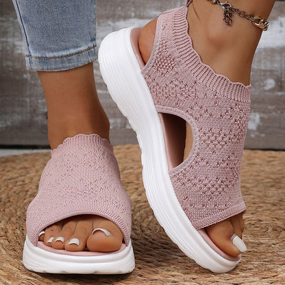 Lena | Andningsbara sandaler i stickat material
